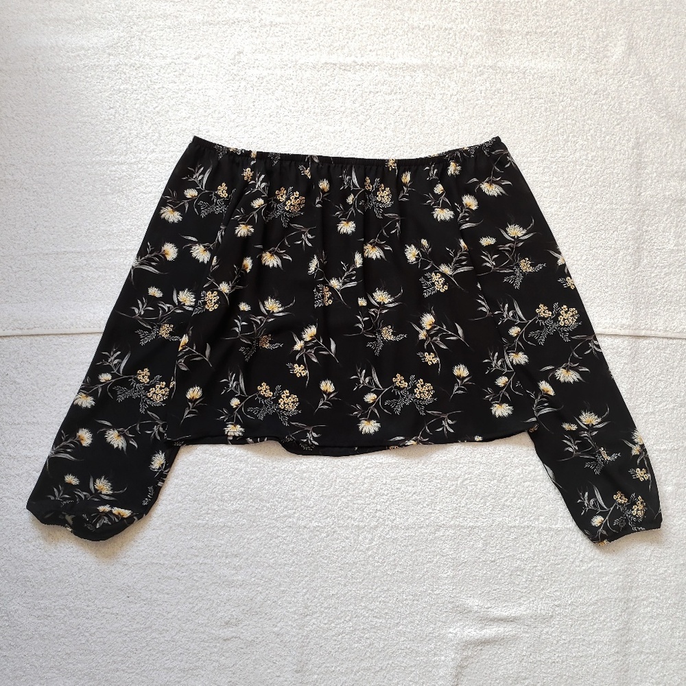 🐱Forever 21 Off the Shoulder Crop Top Blouse - Picture 3 of 4